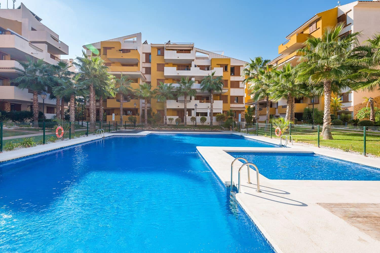 2 chambre Appartement à vendre à Punta Prima avec piscine garage - 299 000 € (Ref: 9296498)