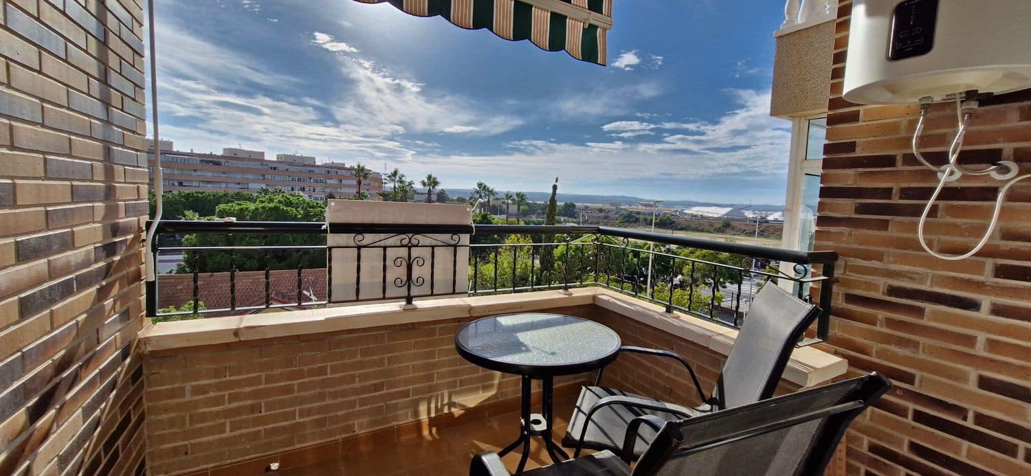 3 soverom Leilighet til salgs i Torrevieja med garasje - € 230 000 (Ref: 9335628)