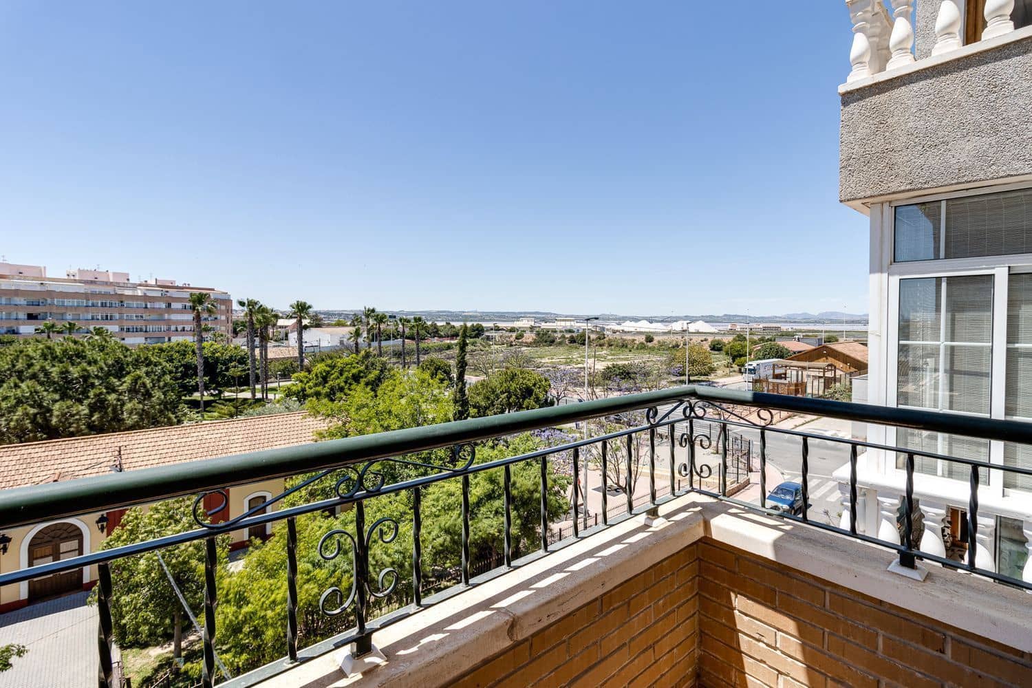 3 soverom Leilighet til salgs i Torrevieja med garasje - € 230 000 (Ref: 9335628)