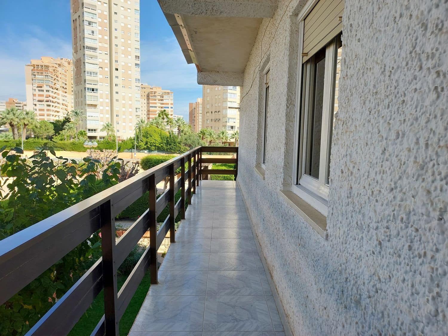 3 bedroom Apartment for sale in Playa de Muchavista with pool garage - € 280,000 (Ref: 9335630)