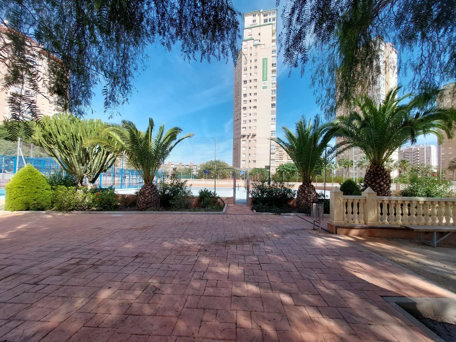 3 bedroom Apartment for sale in Playa de Muchavista with pool garage - € 280,000 (Ref: 9335630)