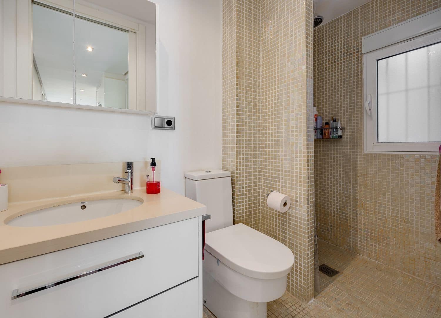 2 chambre Appartement à vendre à Torrevieja avec garage - 179 900 € (Ref: 9371201)