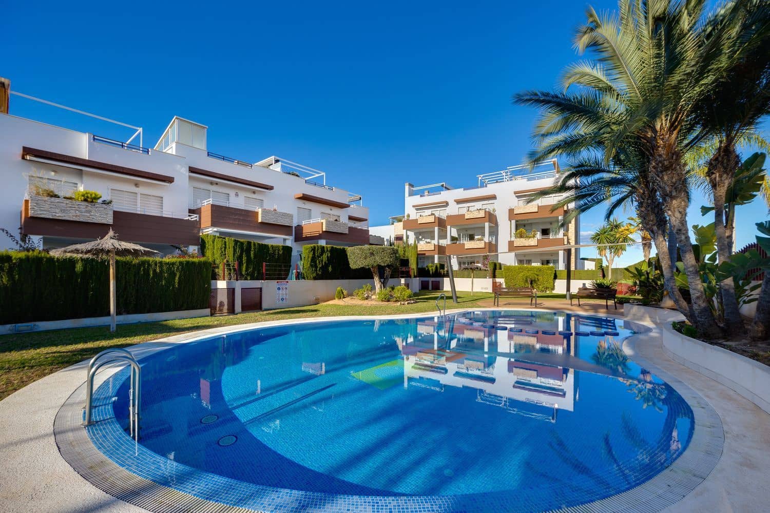 2 chambre Appartement à vendre à Orihuela Costa avec piscine garage - 210 000 € (Ref: 9371202)