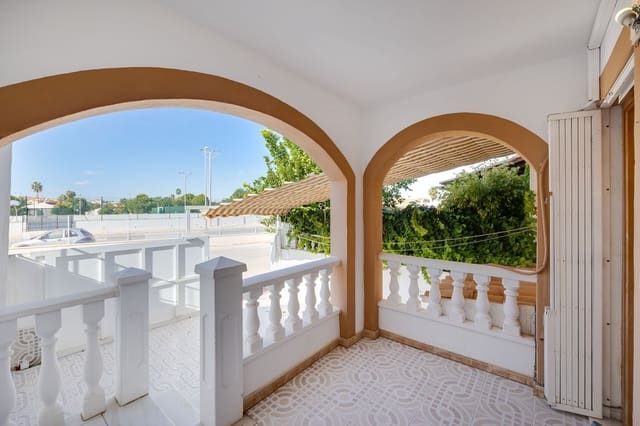 2 Zimmer Haus zu verkaufen in El Chaparral - La Siesta - La Torreta, Torrevieja mit Pool Garage - 119.900 € (Ref: 9382027)