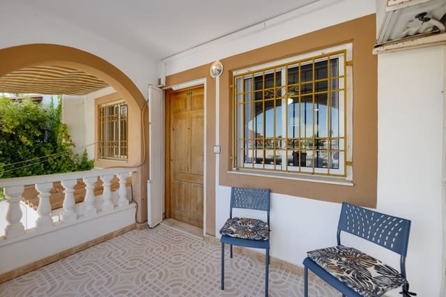 2 Zimmer Haus zu verkaufen in El Chaparral - La Siesta - La Torreta, Torrevieja mit Pool Garage - 119.900 € (Ref: 9382027)