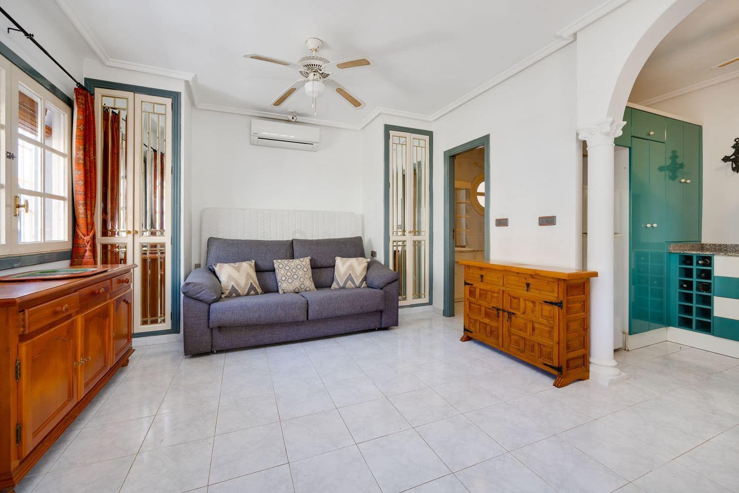 Hus till salu i Torrevieja med pool garage - 115 000 € (Ref: 9390026)