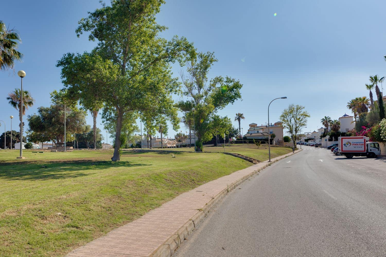 Hus till salu i Torrevieja med pool garage - 115 000 € (Ref: 9390026)