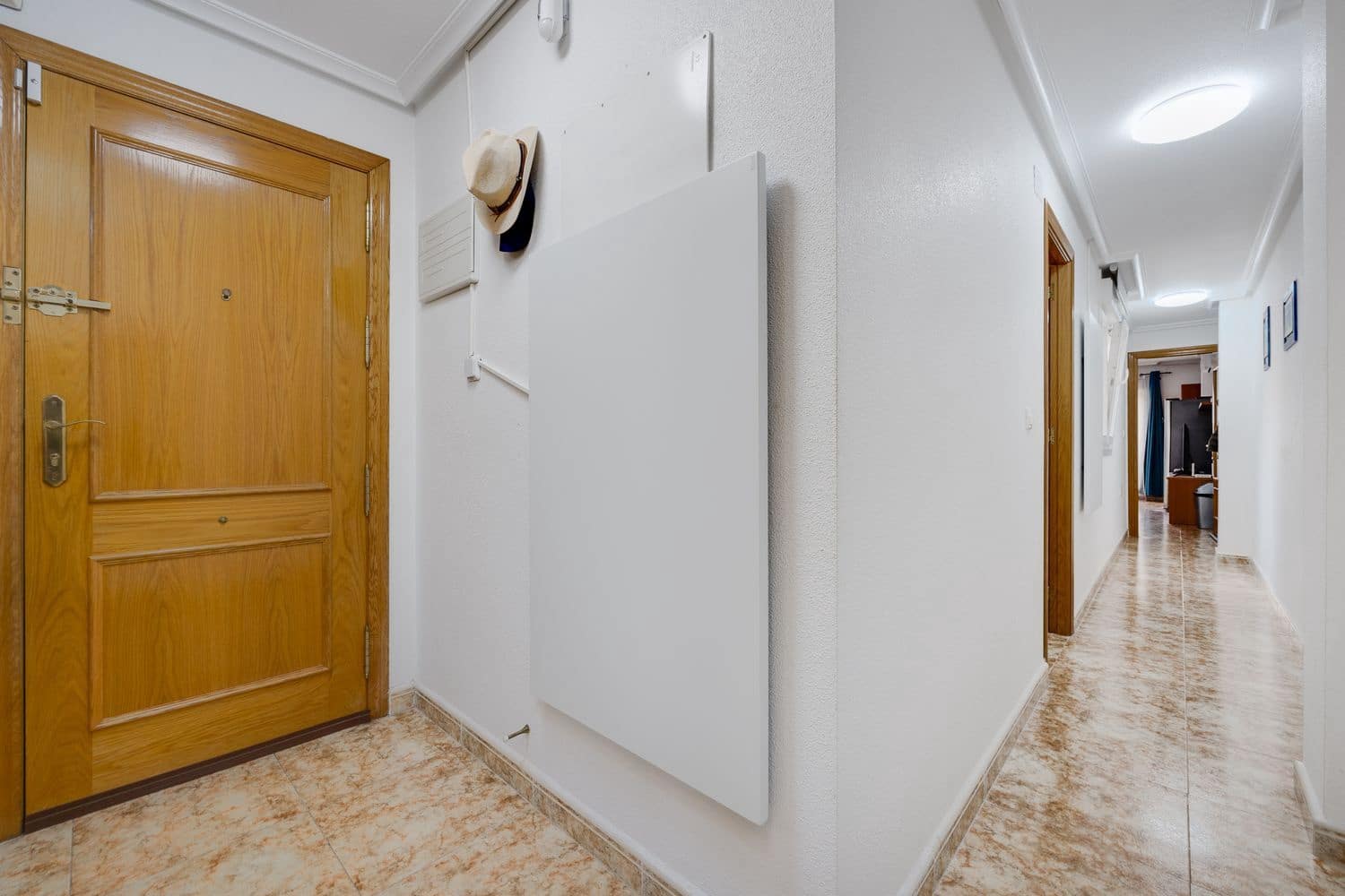 3 quarto Apartamento para venda em Torrevieja com garagem - 169 000 € (Ref: 9395579)