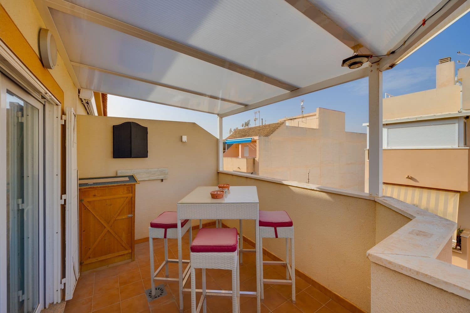 3 quarto Apartamento para venda em Torrevieja com garagem - 169 000 € (Ref: 9395579)