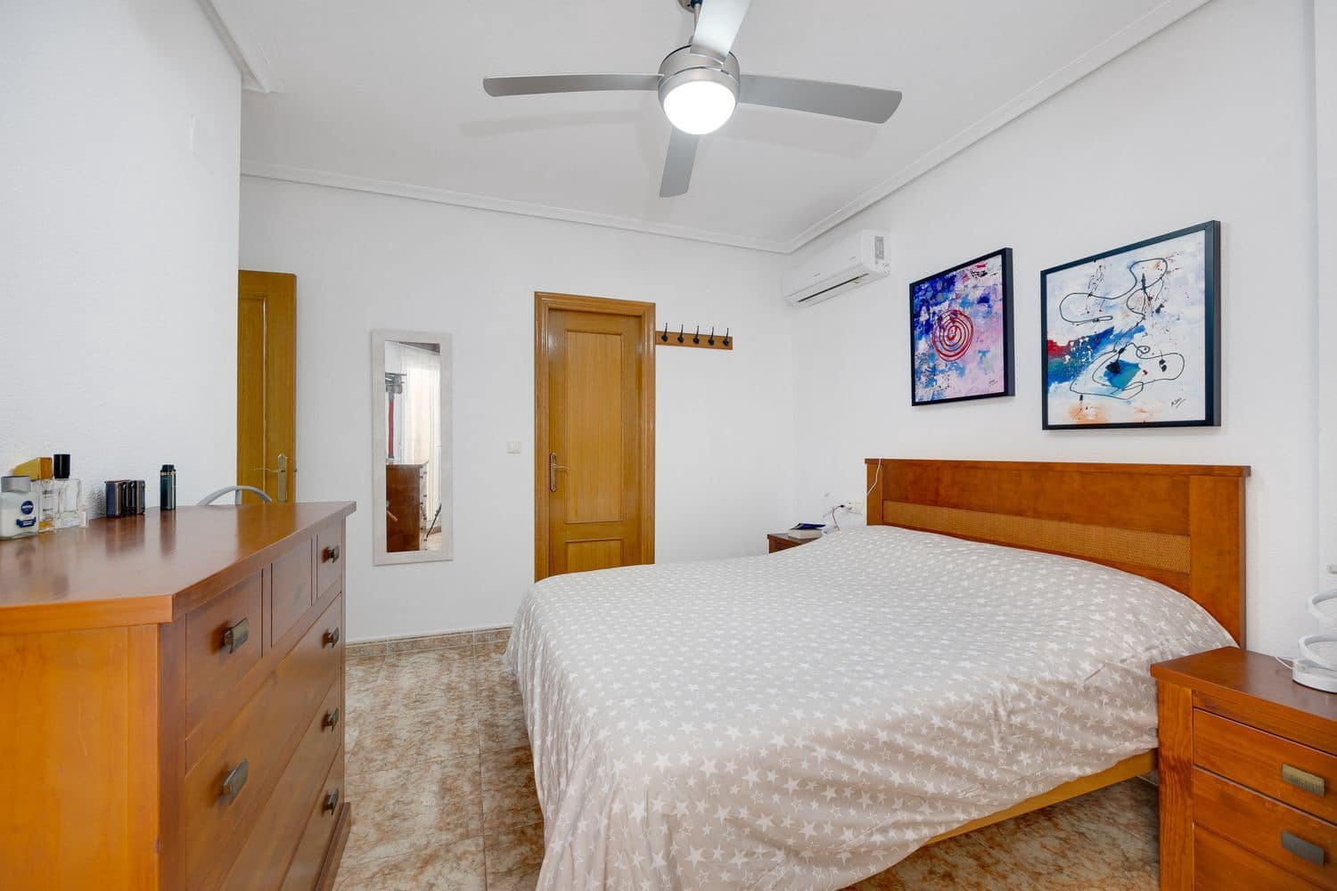 3 quarto Apartamento para venda em Torrevieja com garagem - 169 000 € (Ref: 9395579)