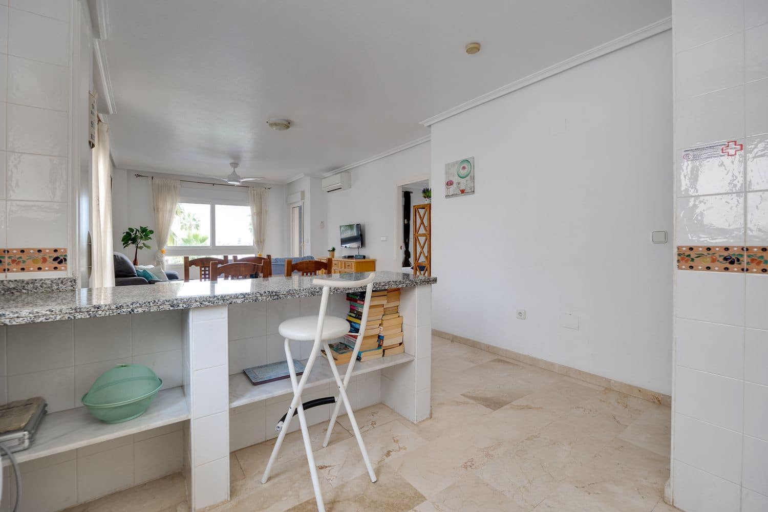 2 soveværelse Lejlighed til salg i Orihuela Costa med swimmingpool garage - € 189.000 (Ref: 9395580)