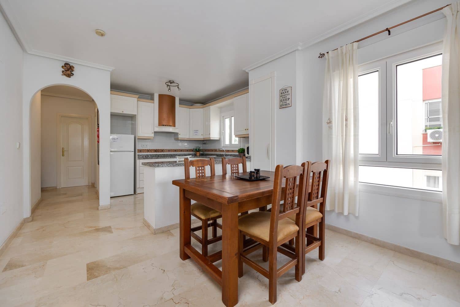 2 soveværelse Lejlighed til salg i Orihuela Costa med swimmingpool garage - € 189.000 (Ref: 9395580)