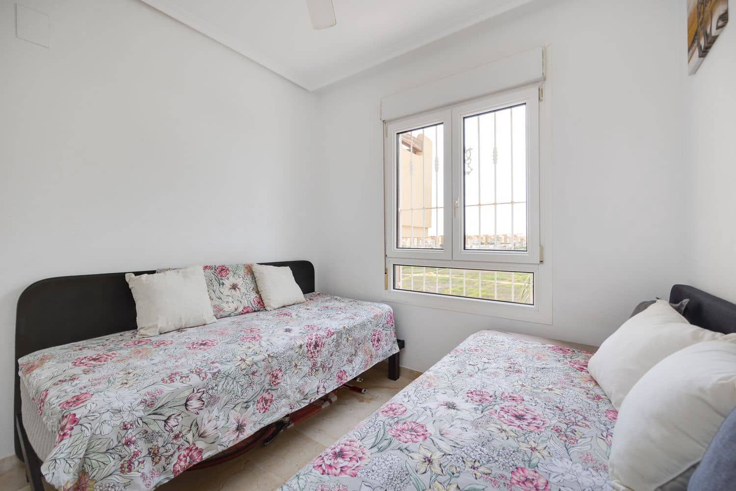 2 soveværelse Lejlighed til salg i Orihuela Costa med swimmingpool garage - € 189.000 (Ref: 9395580)