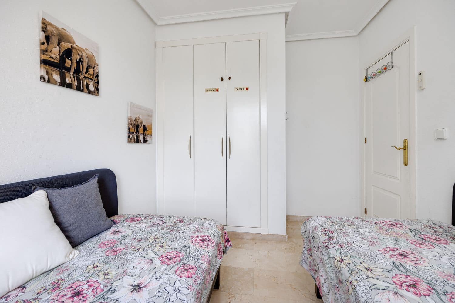 2 soveværelse Lejlighed til salg i Orihuela Costa med swimmingpool garage - € 189.000 (Ref: 9395580)