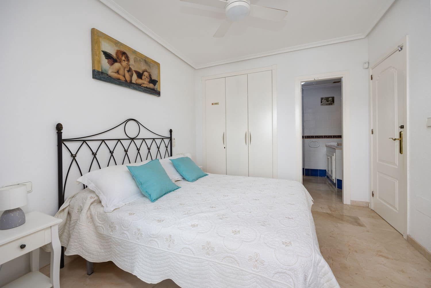 2 soveværelse Lejlighed til salg i Orihuela Costa med swimmingpool garage - € 189.000 (Ref: 9395580)