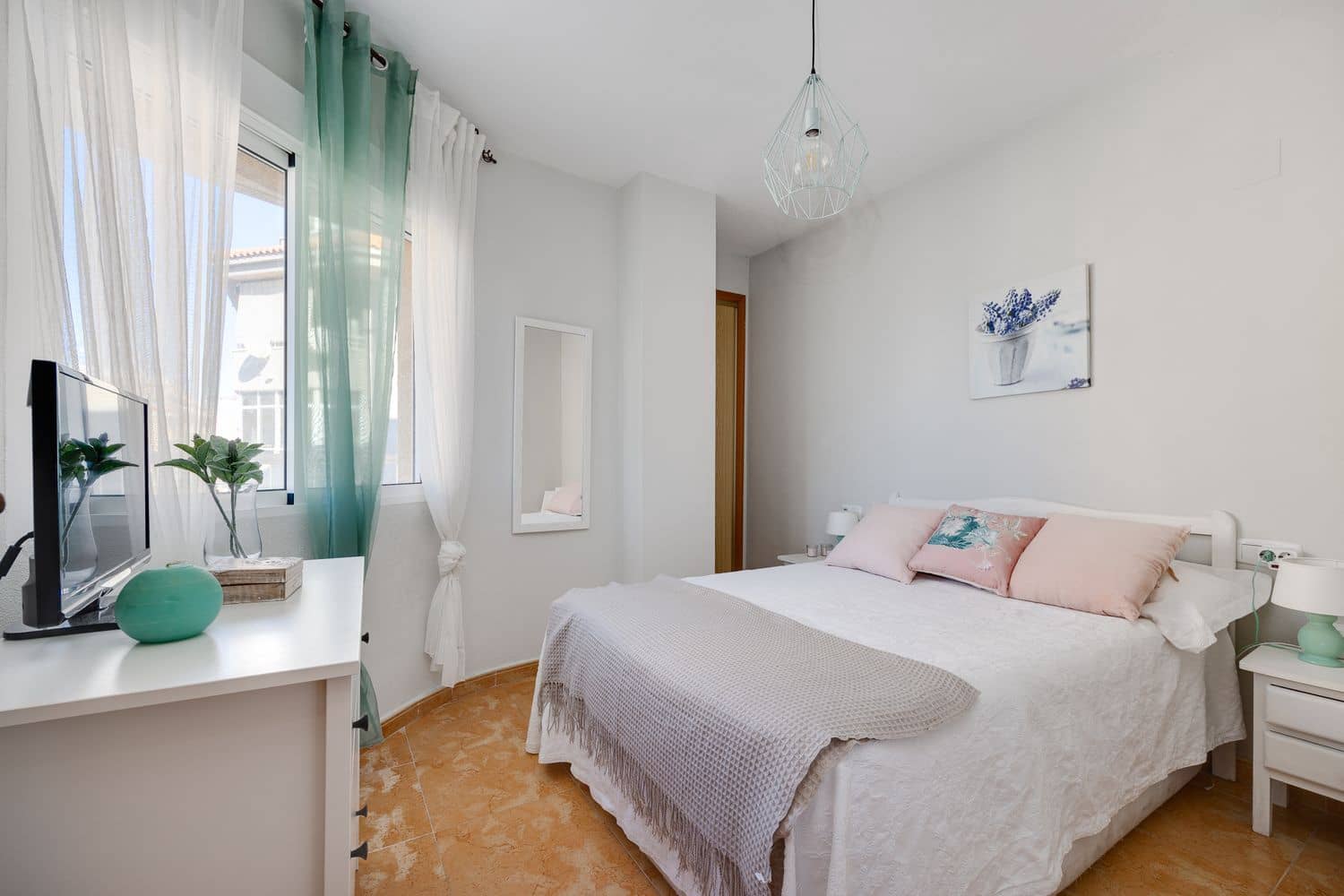 2 soveværelse Lejlighed til salg i Torrevieja med garage - € 119.500 (Ref: 9397993)