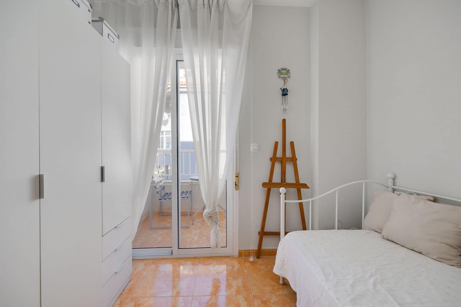 2 soveværelse Lejlighed til salg i Torrevieja med garage - € 119.500 (Ref: 9397993)