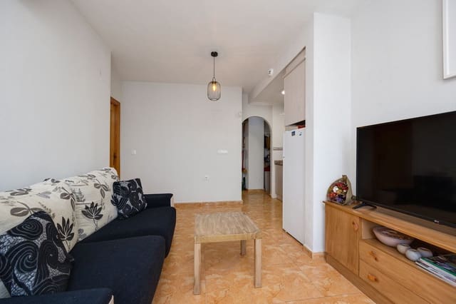 2 chambre Appartement à vendre à Puerto Deportivo, Torrevieja avec garage - 119 500 € (Ref: 9397993)