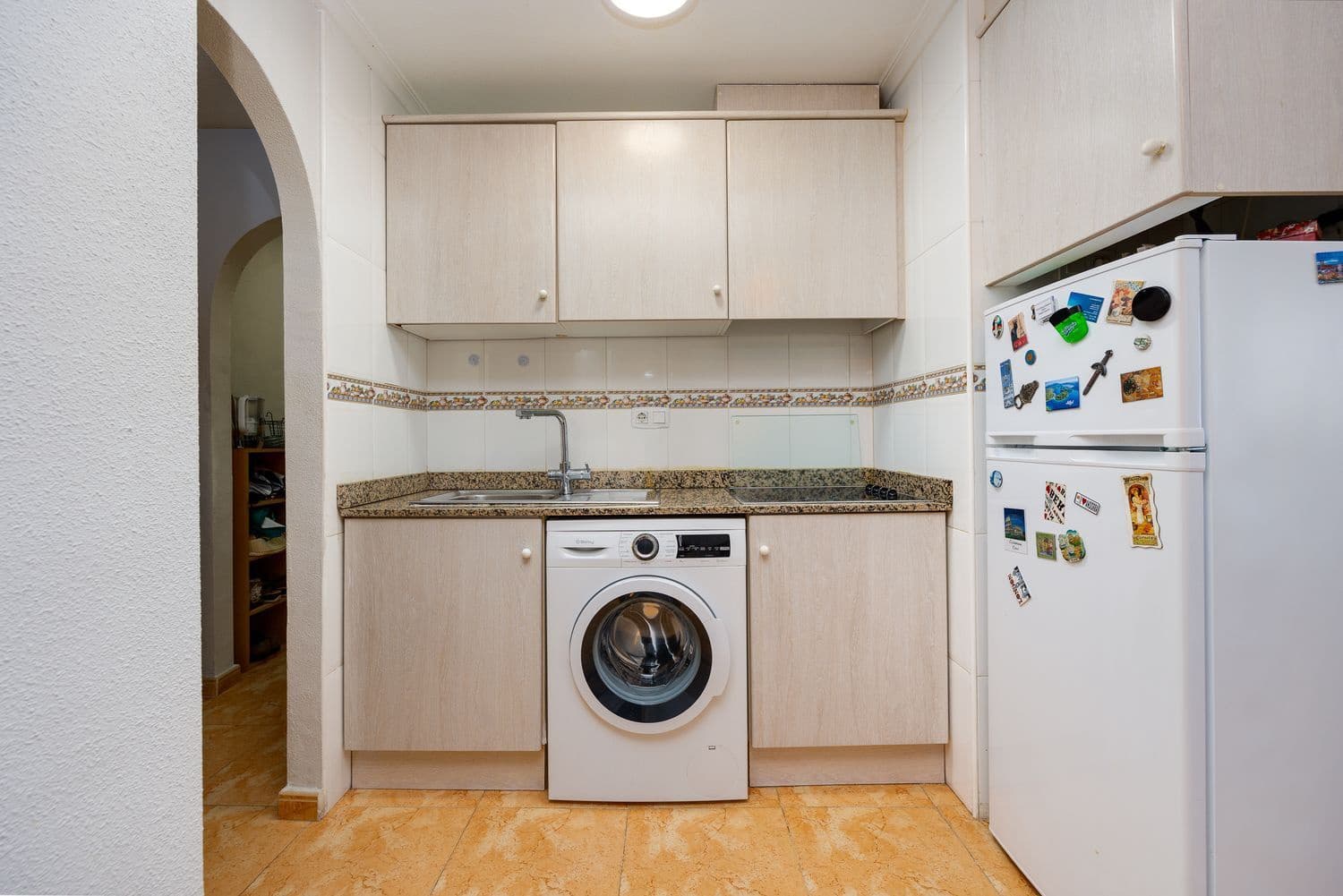 2 soveværelse Lejlighed til salg i Torrevieja med garage - € 119.500 (Ref: 9397993)