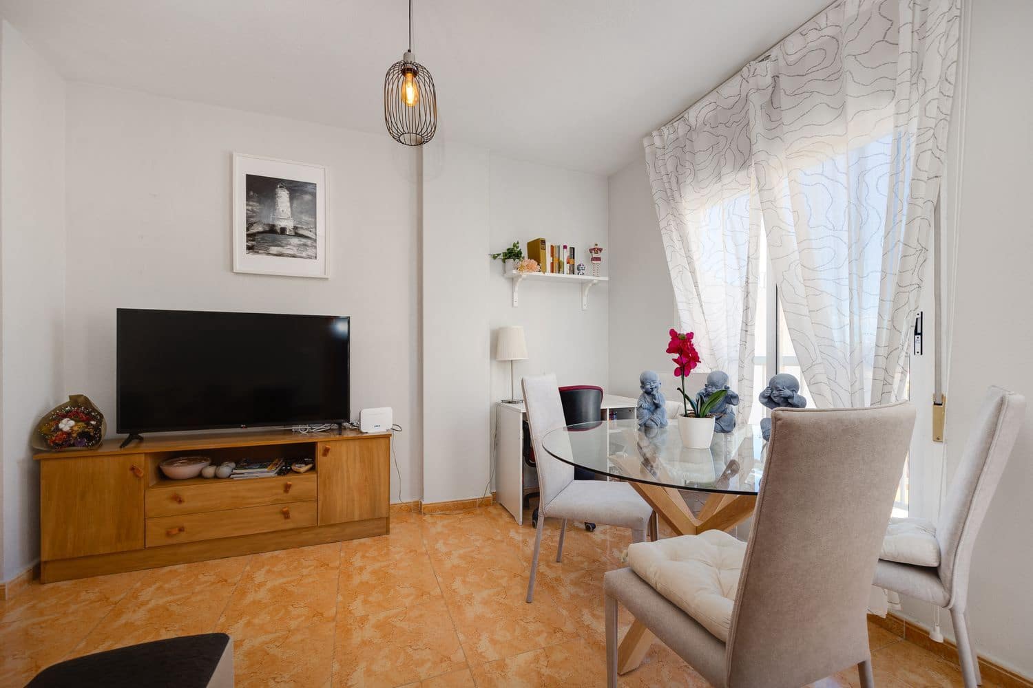 2 soveværelse Lejlighed til salg i Torrevieja med garage - € 119.500 (Ref: 9397993)