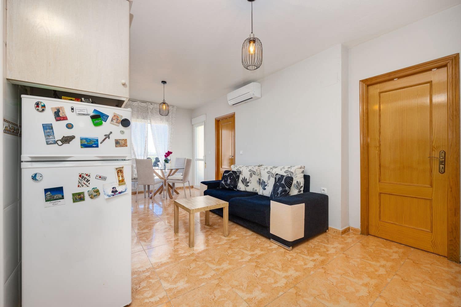 2 soveværelse Lejlighed til salg i Torrevieja med garage - € 119.500 (Ref: 9397993)