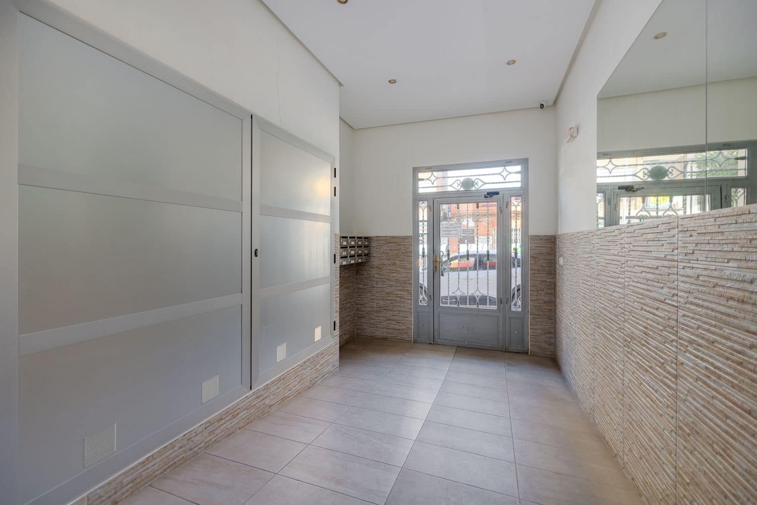 2 soveværelse Lejlighed til salg i Torrevieja med garage - € 119.500 (Ref: 9397993)