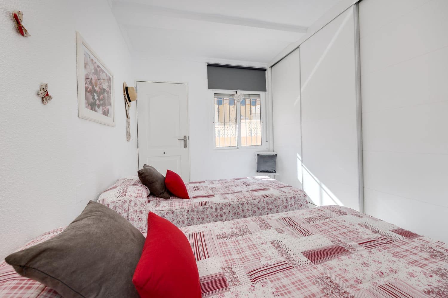 2 bedroom Townhouse for sale in Torrevieja with garage - € 160,000 (Ref: 9400382)