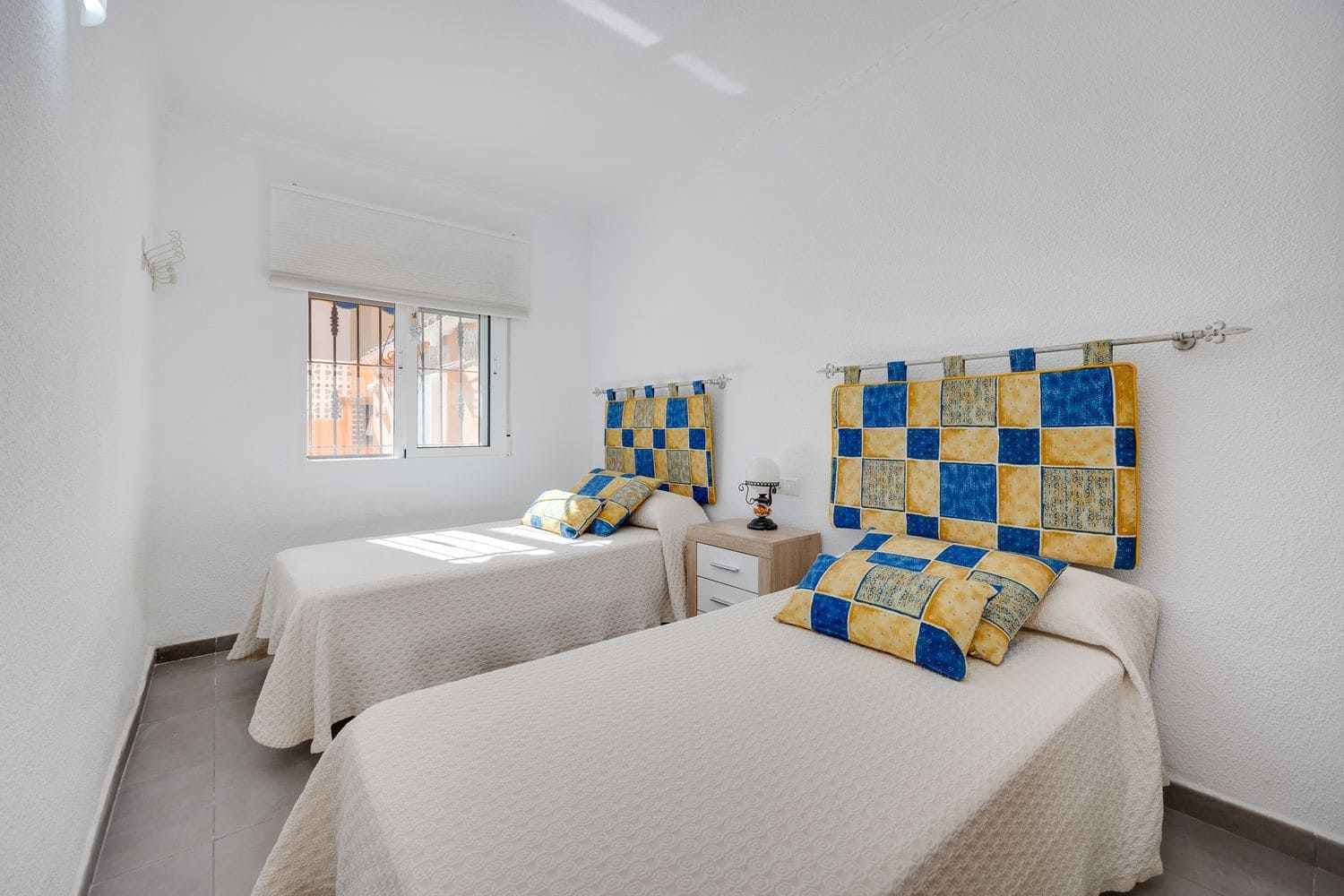 2 bedroom Townhouse for sale in Torrevieja with garage - € 160,000 (Ref: 9400382)