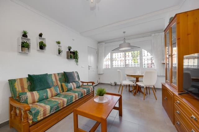 2 bedroom Townhouse for sale in Los Frutales, Torrevieja with garage - € 160,000 (Ref: 9400382)