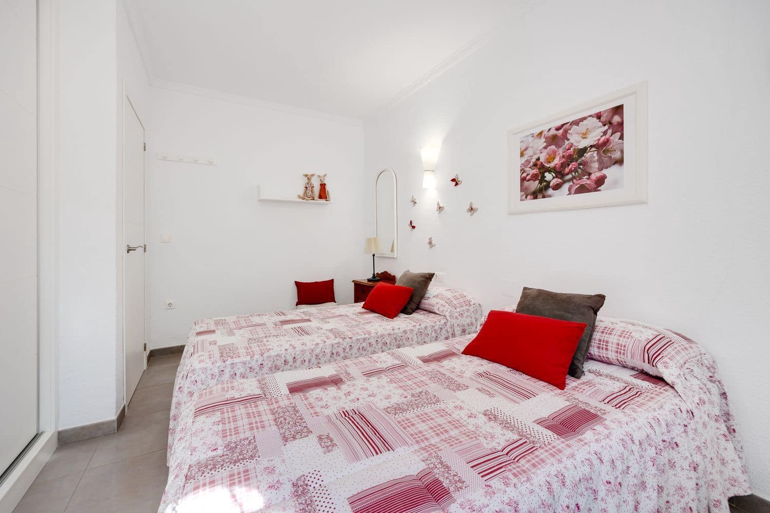 2 bedroom Townhouse for sale in Torrevieja with garage - € 160,000 (Ref: 9400382)