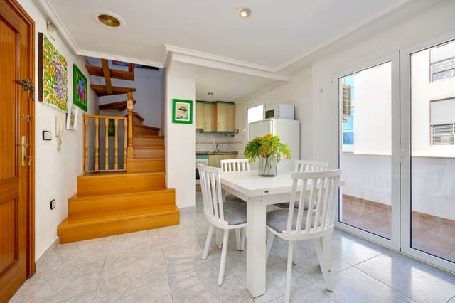 3 chambre Appartement à vendre à Las Piscinas Naturales, Torrevieja avec garage - 190 000 € (Ref: 9402884)