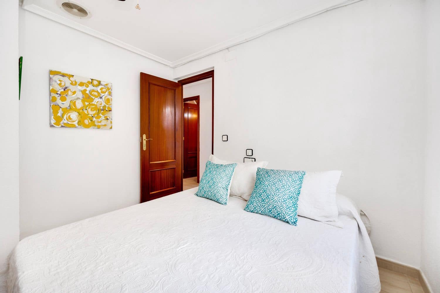 3 chambre Appartement à vendre à Torrevieja avec garage - 190 000 € (Ref: 9402884)