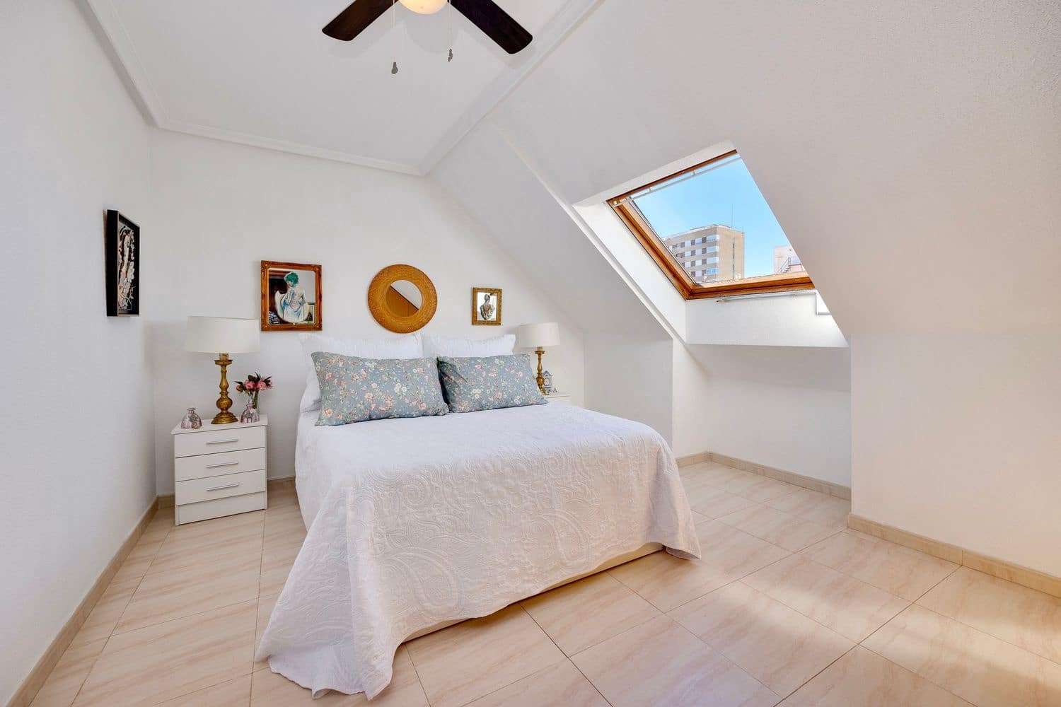 3 chambre Appartement à vendre à Torrevieja avec garage - 190 000 € (Ref: 9402884)