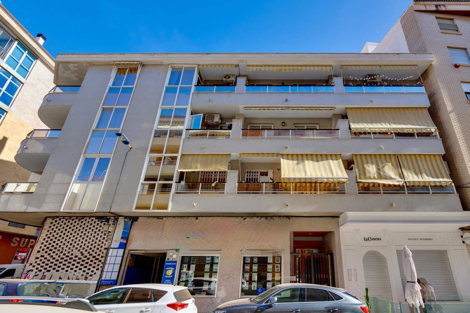 3 chambre Appartement à vendre à Torrevieja avec garage - 190 000 € (Ref: 9402884)