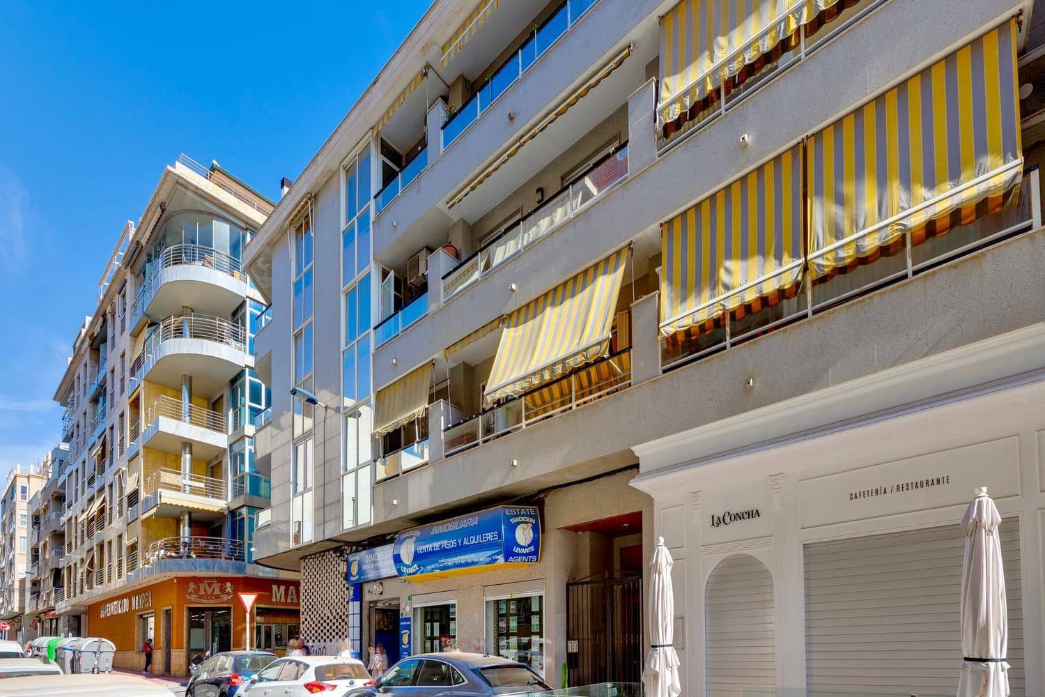 3 chambre Appartement à vendre à Torrevieja avec garage - 190 000 € (Ref: 9402884)