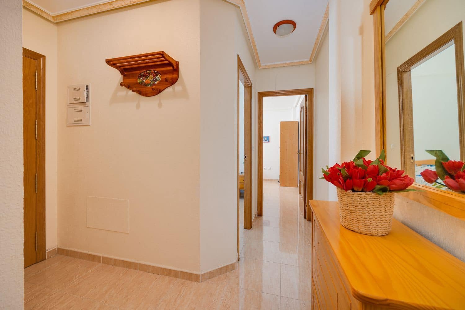 2 makuuhuone Huoneisto myytävänä paikassa Torrevieja mukana 
autotalli - 148 000 € (Ref: 9406223)