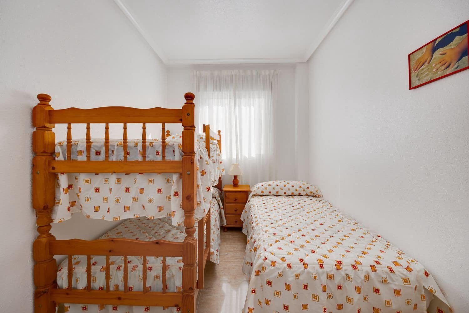 2 makuuhuone Huoneisto myytävänä paikassa Torrevieja mukana 
autotalli - 148 000 € (Ref: 9406223)