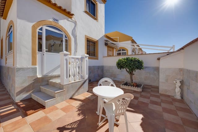 3 soveværelse Byhus til salg i El Chaparral - La Siesta - La Torreta, Torrevieja med swimmingpool garage - € 179.900 (Ref: 9418986)