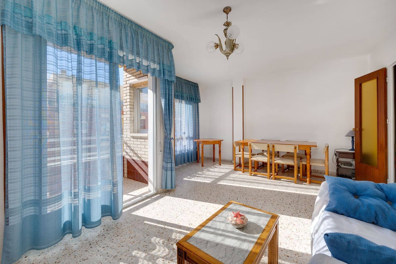 3 soveværelse Lejlighed til salg i Torrevieja med garage - € 199.000 (Ref: 9418987)