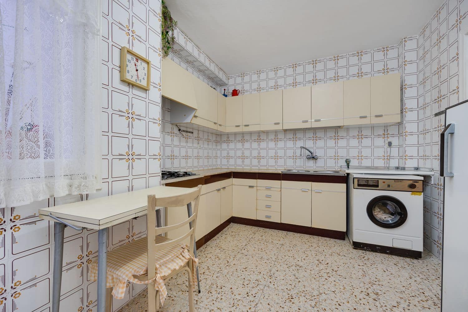 3 soveværelse Lejlighed til salg i Torrevieja med garage - € 199.000 (Ref: 9418987)