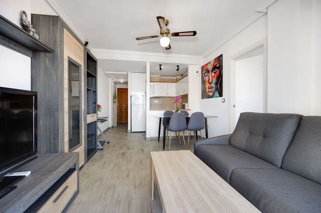 Apartamento de 1 habitación en Nueva Torrevieja, Torrevieja en venta con piscina garaje - 115.000 € (Ref: 9421807)