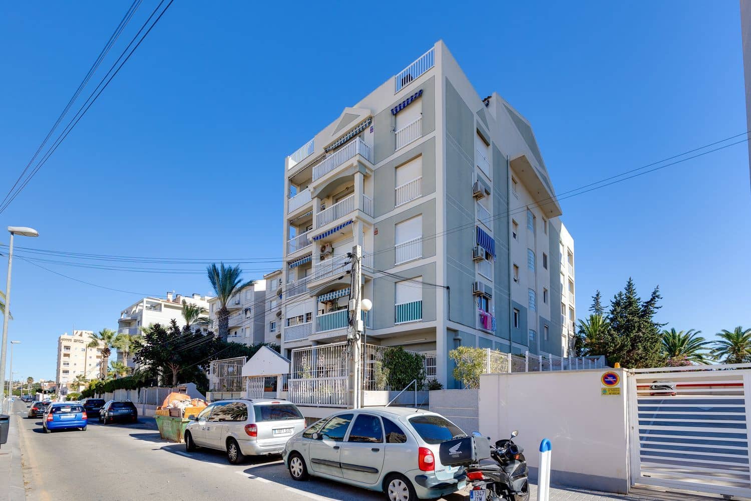 1 chambre Appartement à vendre à Torrevieja avec piscine garage - 115 000 € (Ref: 9421807)