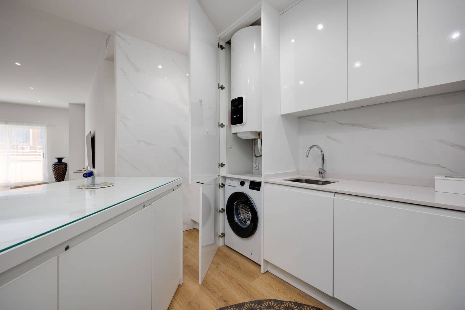 2 bedroom Apartment for sale in Torrevieja with garage - € 219,000 (Ref: 9421808)