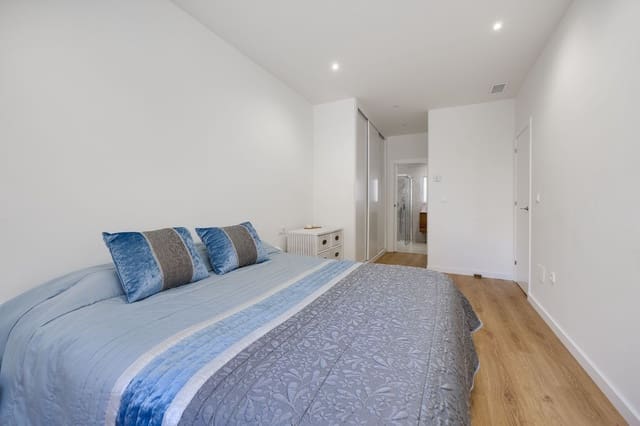 2 bedroom Apartment for sale in El Molino, Torrevieja with garage - € 219,000 (Ref: 9421808)