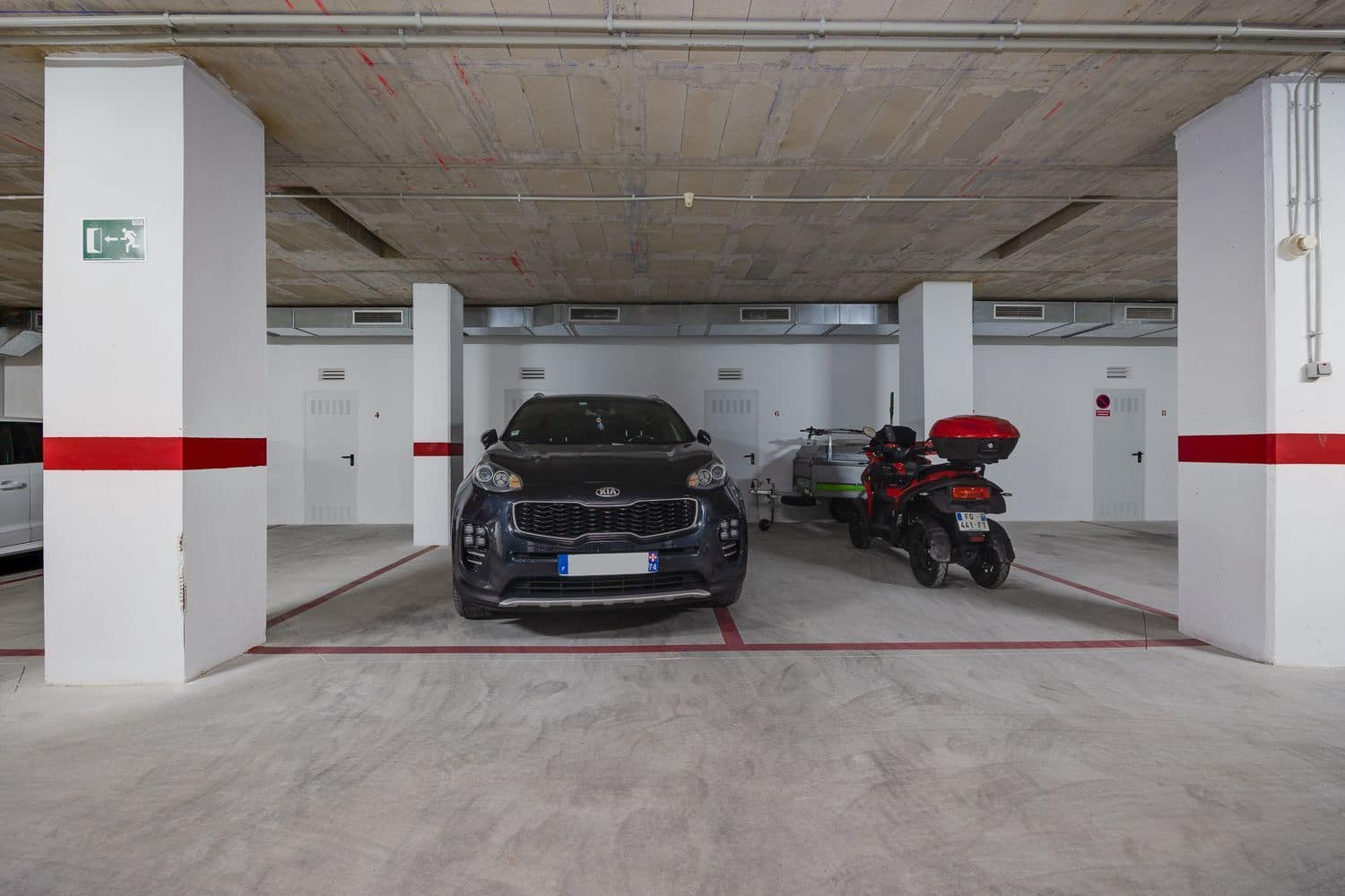 2 bedroom Apartment for sale in Torrevieja with garage - € 219,000 (Ref: 9421808)