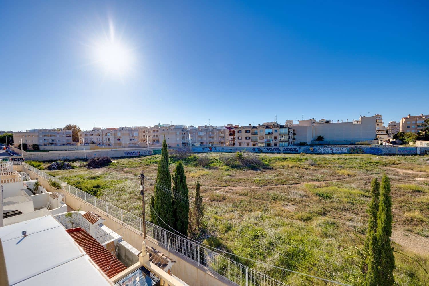 2 soverom Hus til salgs i Torrevieja med svømmebasseng garasje - € 170 000 (Ref: 9429374)