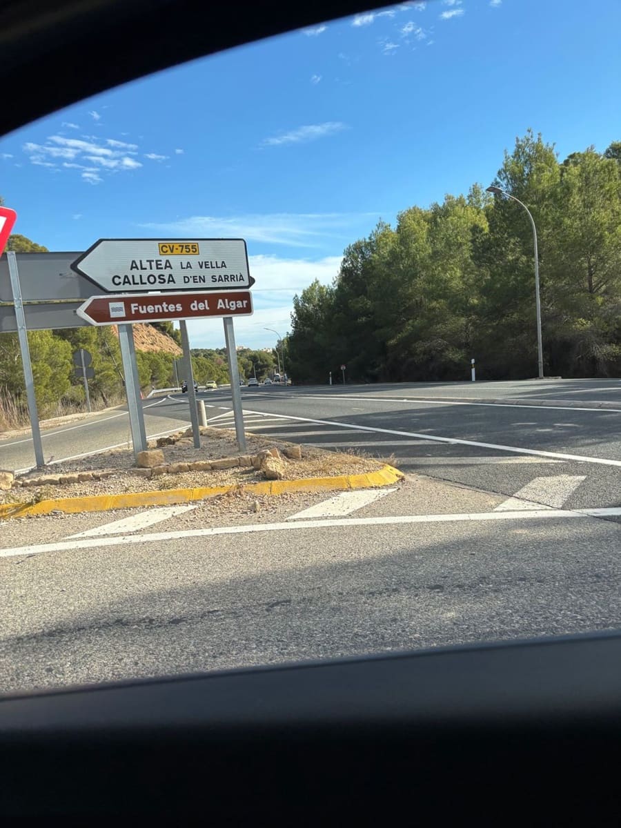 Rakentamaton maa myytävänä paikassa Altea la Vella - 380 000 € (Ref: 9432863)