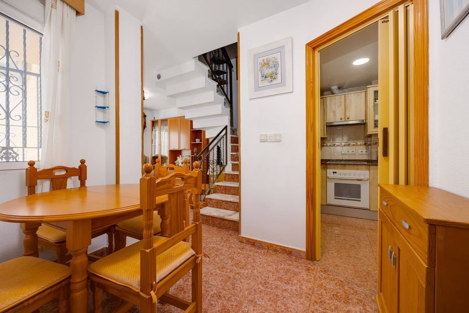 2 soverom Hus til salgs i Torrevieja med svømmebasseng garasje - € 145 000 (Ref: 9436697)