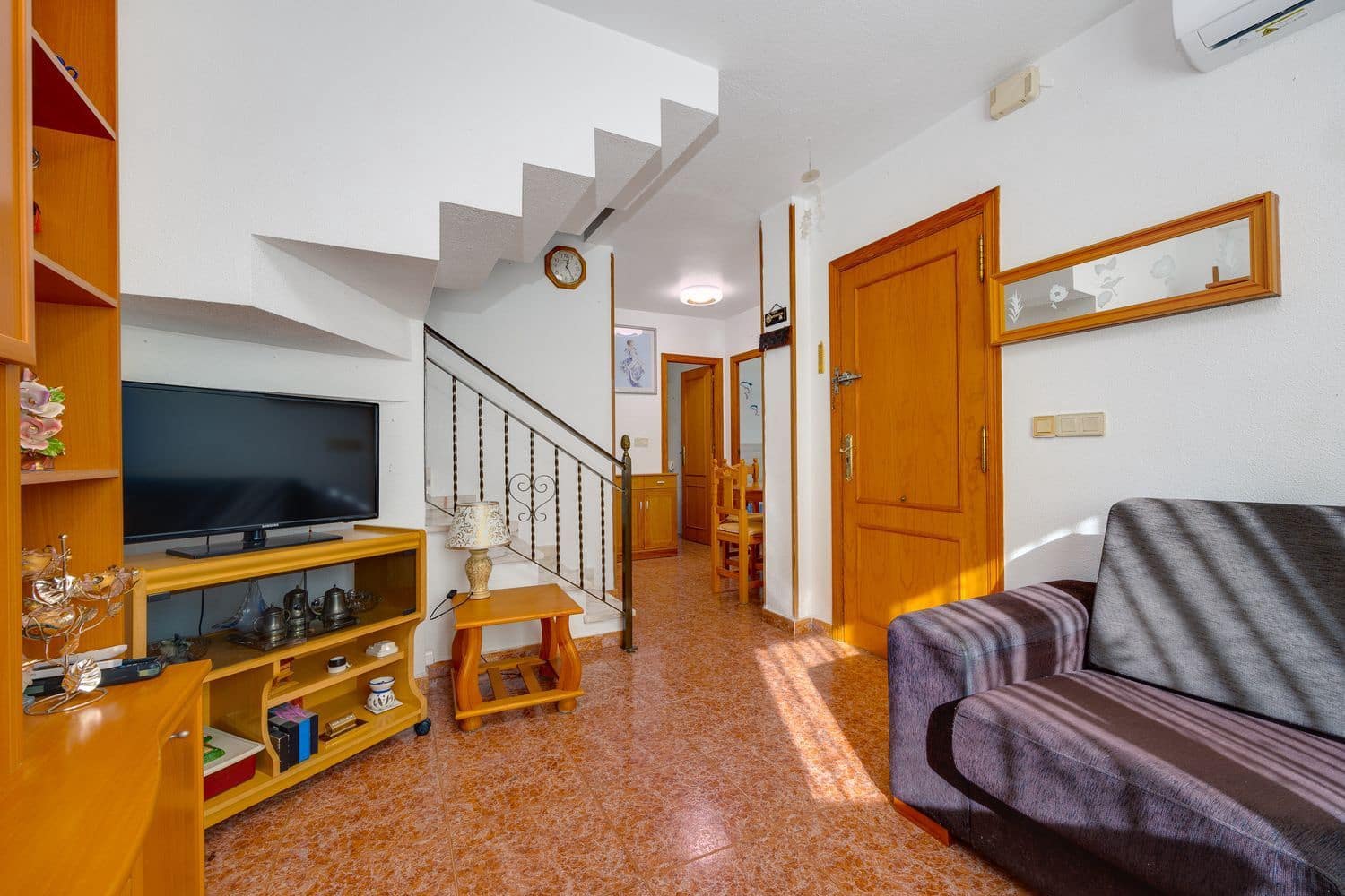 2 soverom Hus til salgs i Torrevieja med svømmebasseng garasje - € 145 000 (Ref: 9436697)