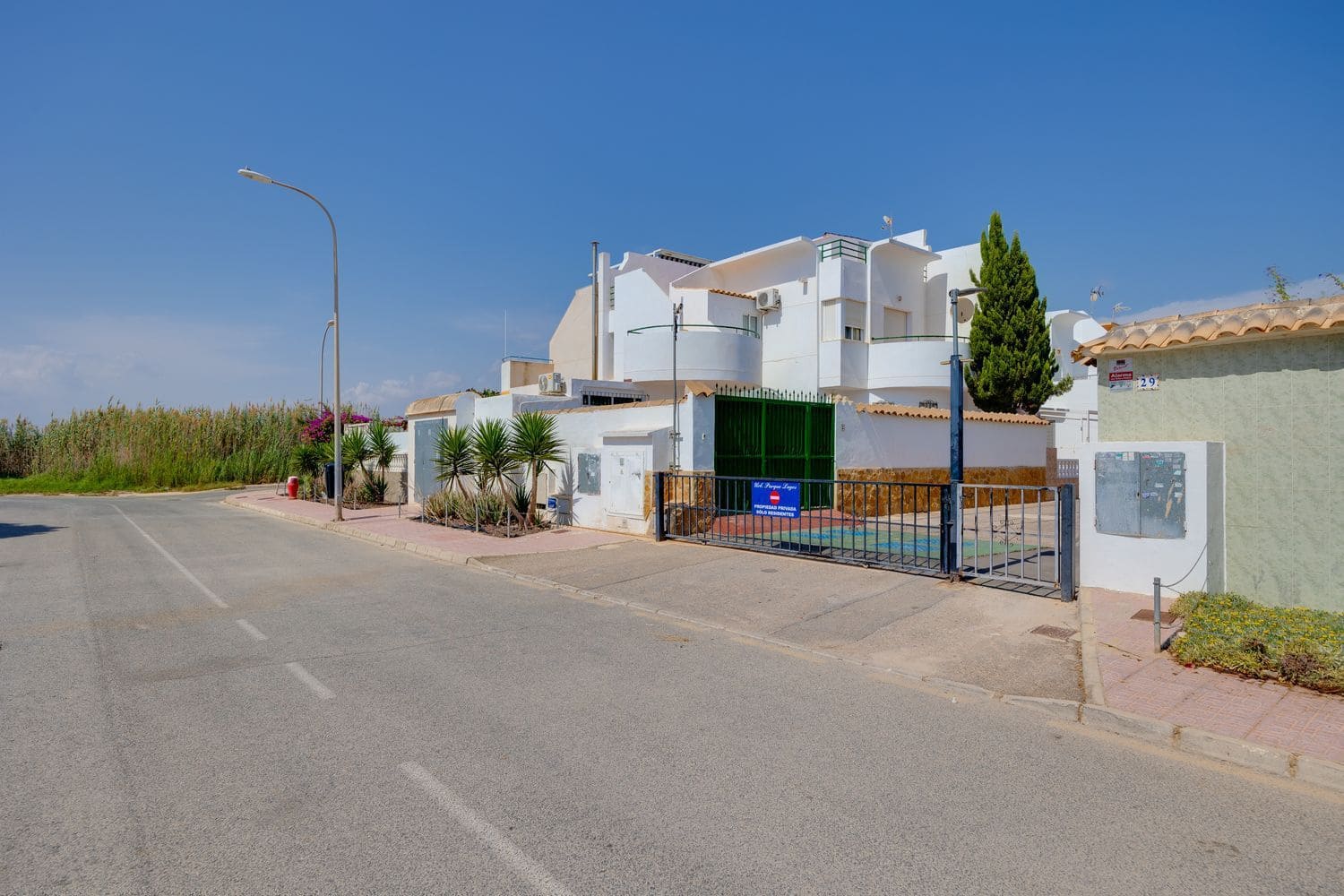 2 soverom Hus til salgs i Torrevieja med svømmebasseng garasje - € 145 000 (Ref: 9436697)
